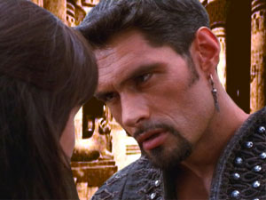 Ares wanting to kiss Xena